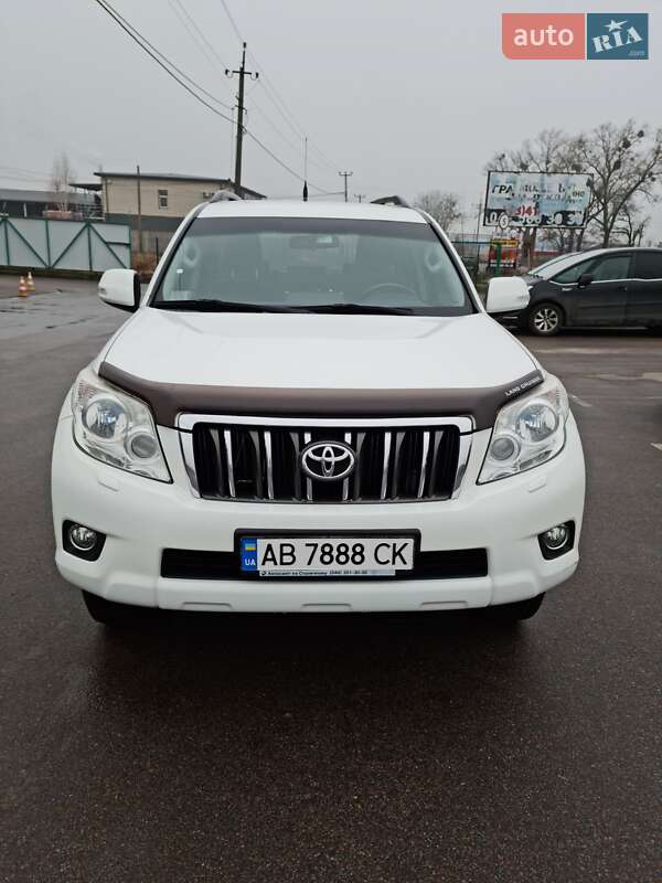 2013 toyota land cruiser prado