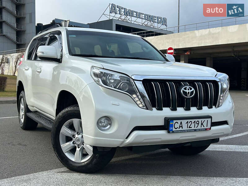 2015 toyota land cruiser 150