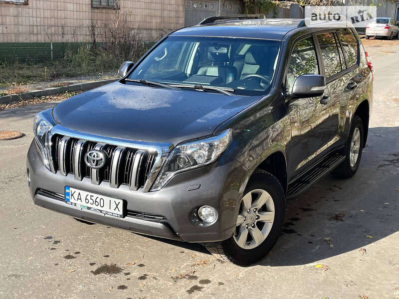 2015 toyota land cruiser 150