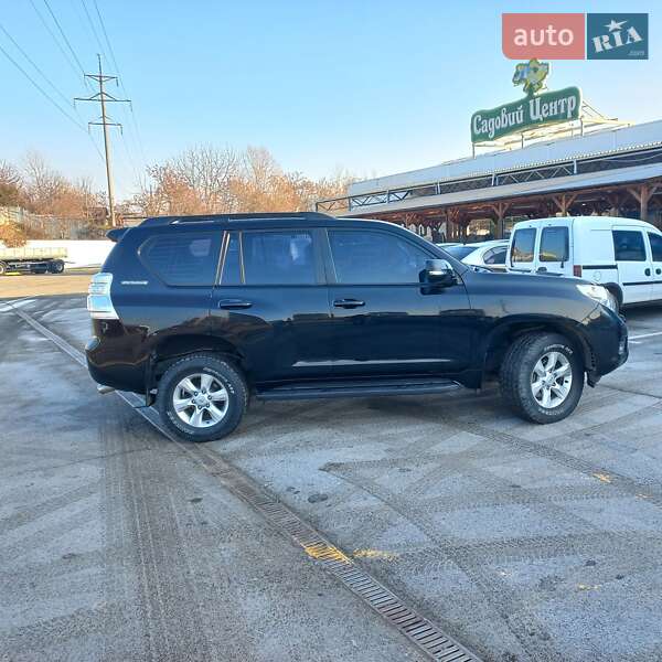 2011 toyota land cruiser 150