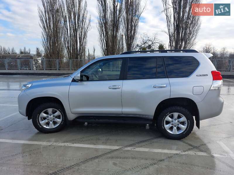 2012 toyota land cruiser prado 150