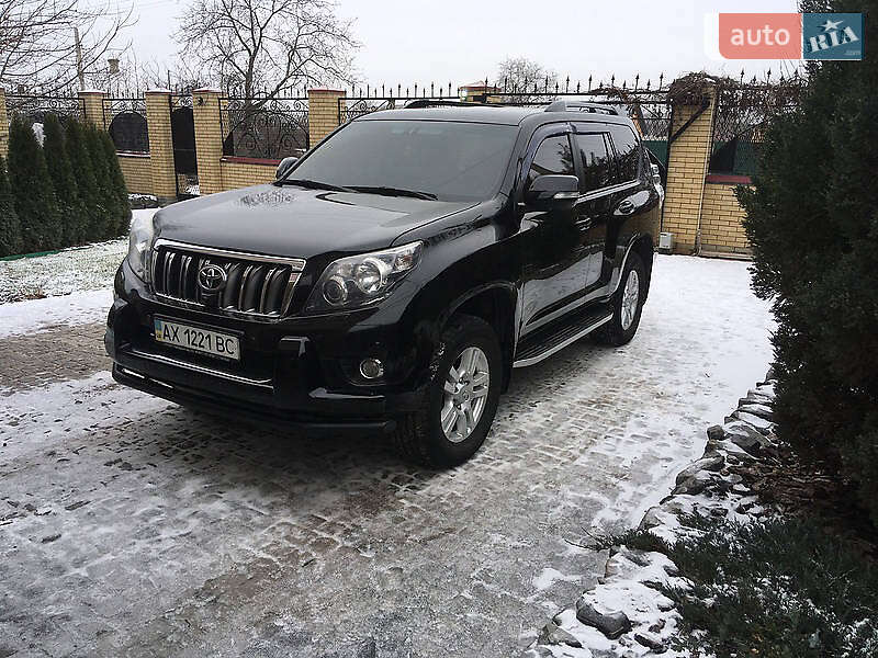2012 toyota land cruiser prado