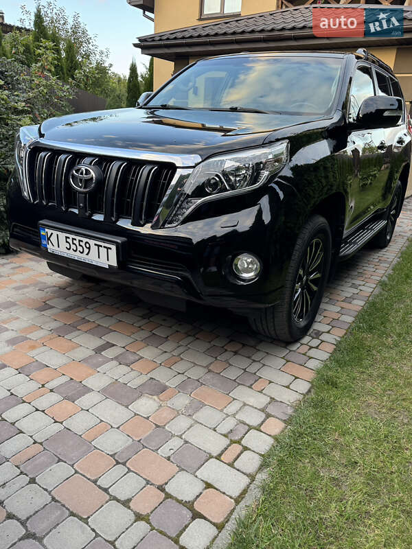 2014 toyota land cruiser 150