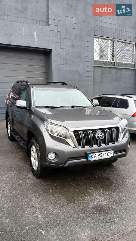 2015 toyota land-cruiser