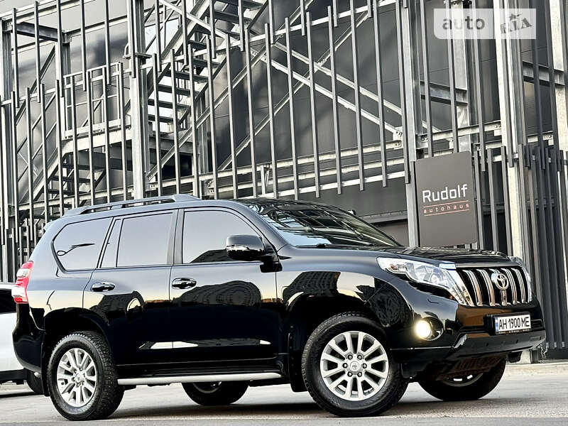 2014 toyota land cruiser prado