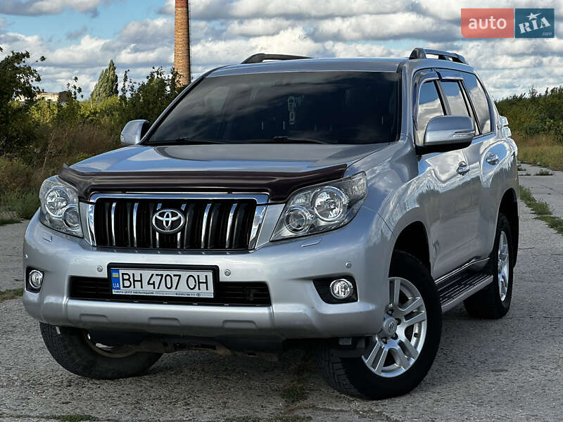 2010 toyota land-cruiser-150