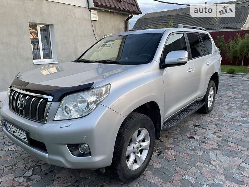 2011 toyota land-cruiser-150