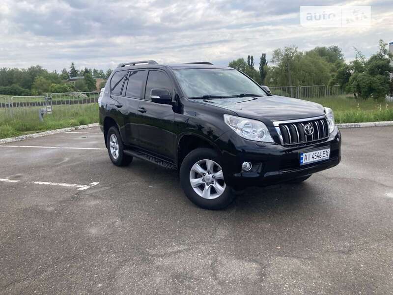 2012 toyota land cruiser