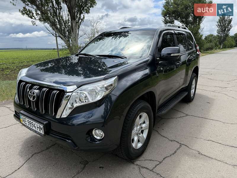 2014 toyota land cruiser