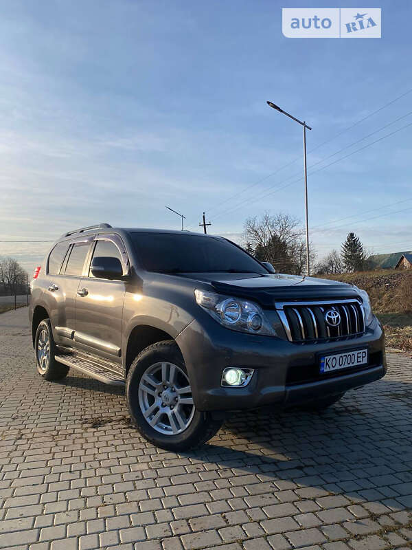 2010 toyota land cruiser prado 150