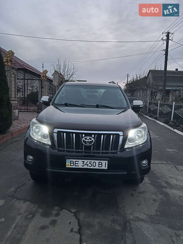 2010 toyota land cruiser prado