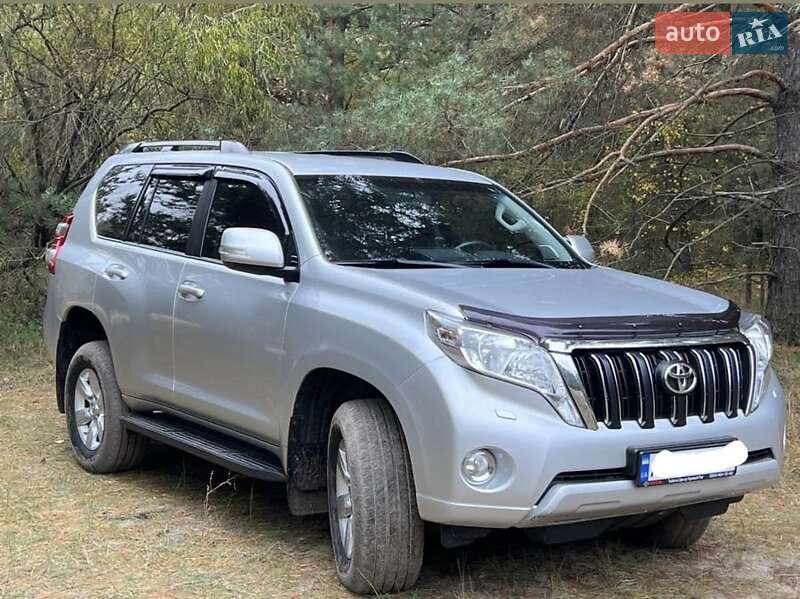 2014 toyota land cruiser prado
