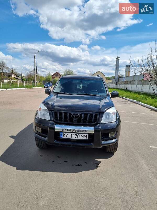 2005 toyota prado