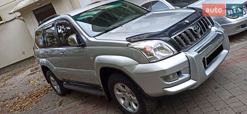 2005 toyota prado