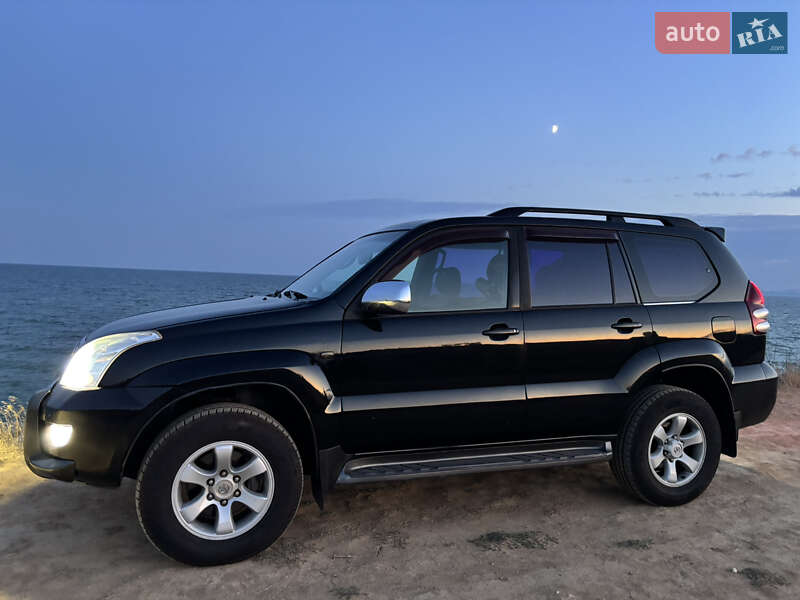 2005 toyota prado