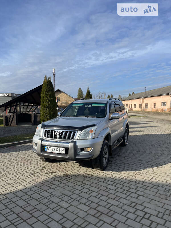 2005 toyota prado