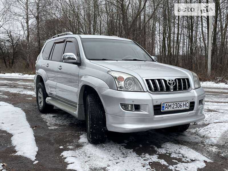 2005 toyota prado
