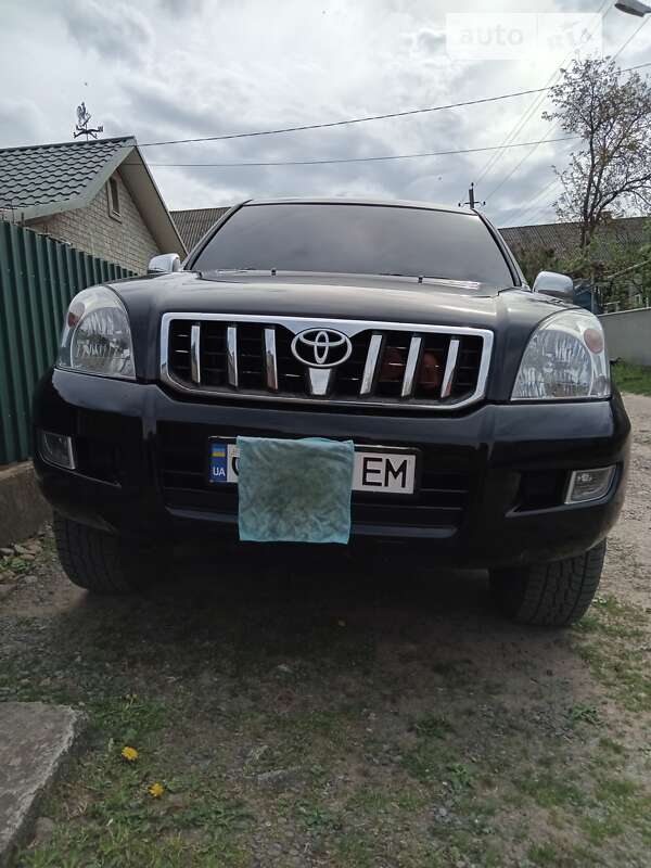 2005 toyota prado