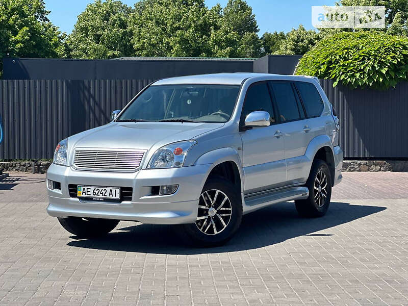 2005 toyota prado