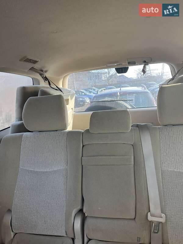 2005 toyota land cruiser prado