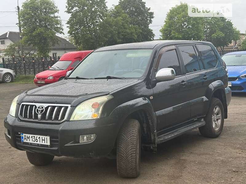 2005 toyota land cruiser prado