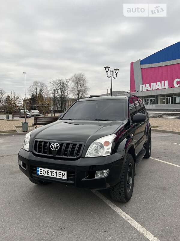 2005 toyota prado