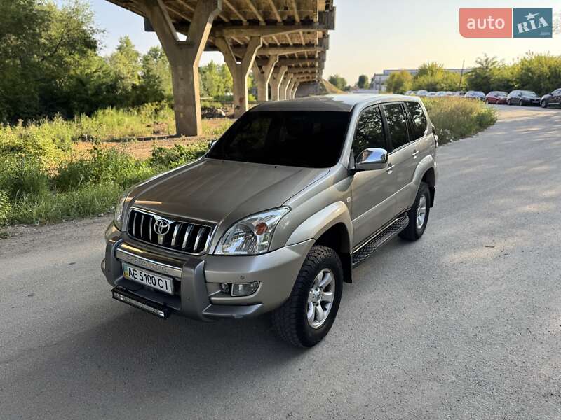 2004 toyota prado