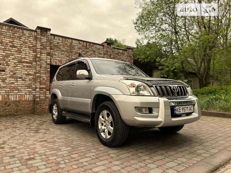 2004 toyota prado