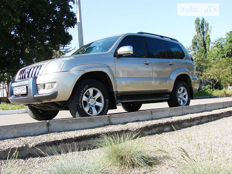 2004 toyota land cruiser
