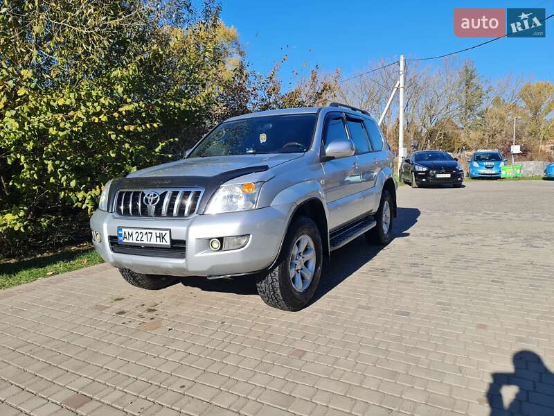 2004 toyota prado