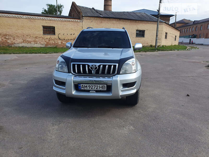 2004 toyota prado