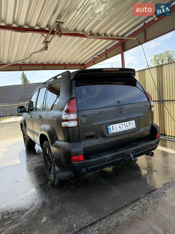 2004 toyota prado