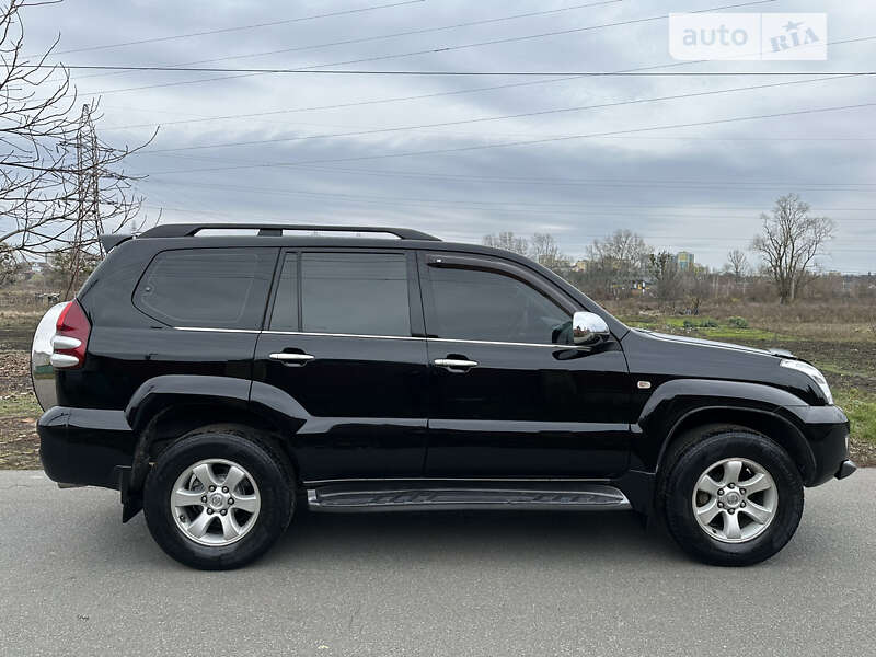 2004 toyota prado