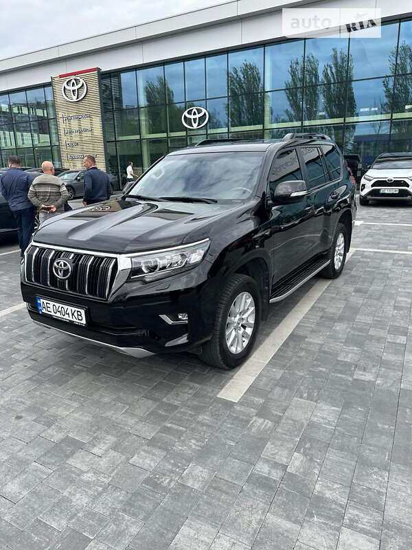 2020 toyota land cruiser prado