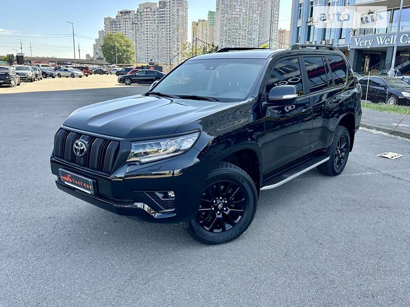 2023 toyota land cruiser prado 150