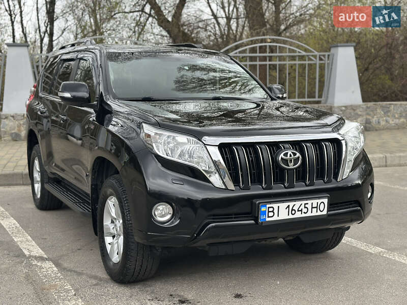 2017 toyota land cruiser 150