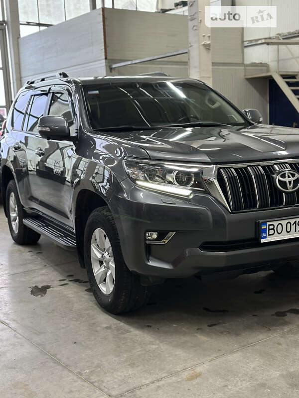 2019 toyota land cruiser prado 150