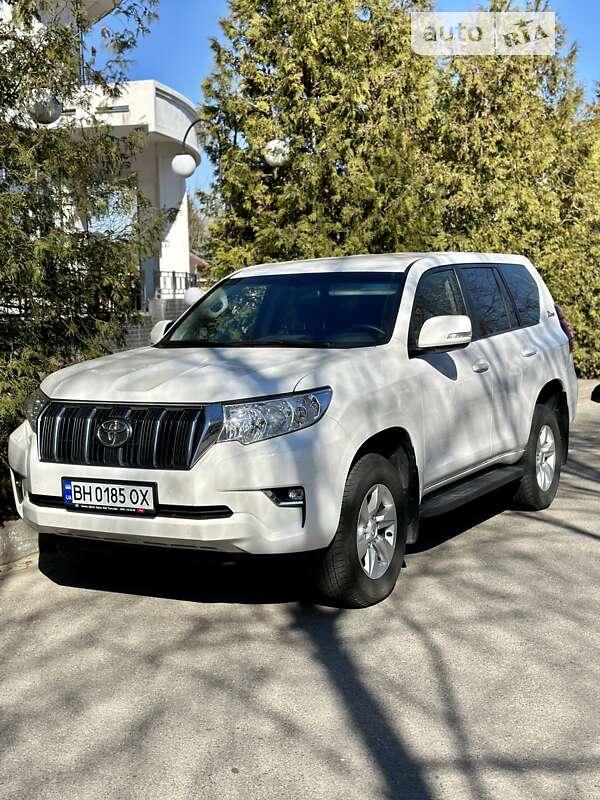 2021 toyota land cruiser prado 150