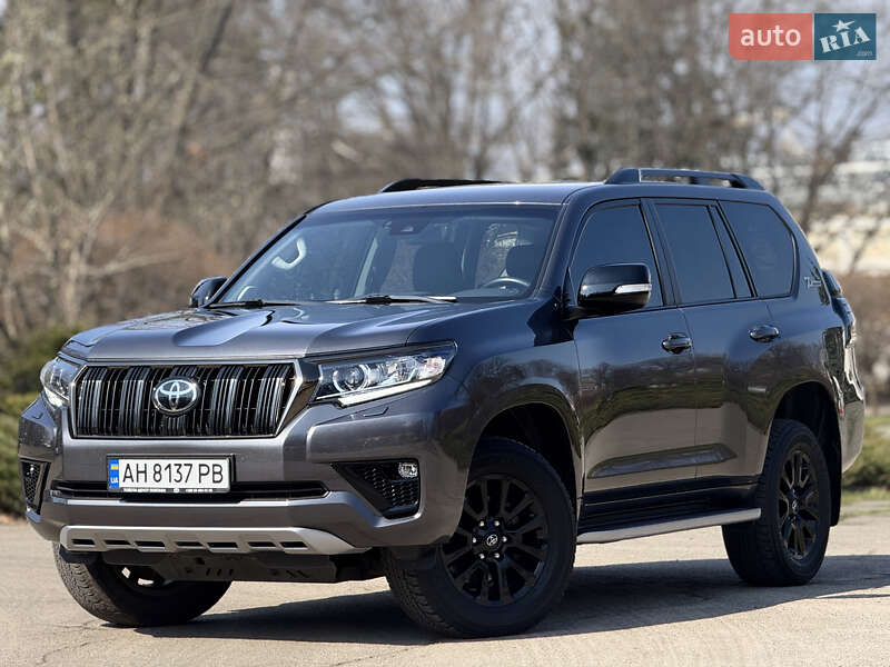 2022 toyota land cruiser prado