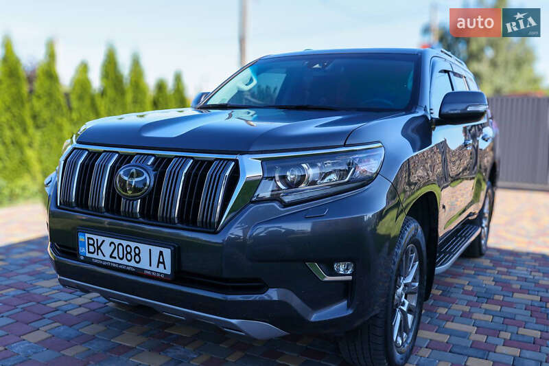 2019 toyota land cruiser prado