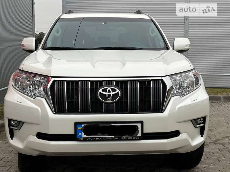 2022 toyota land cruiser prado
