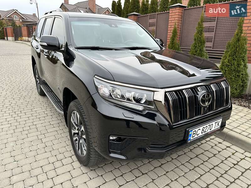 2022 toyota land cruiser 150