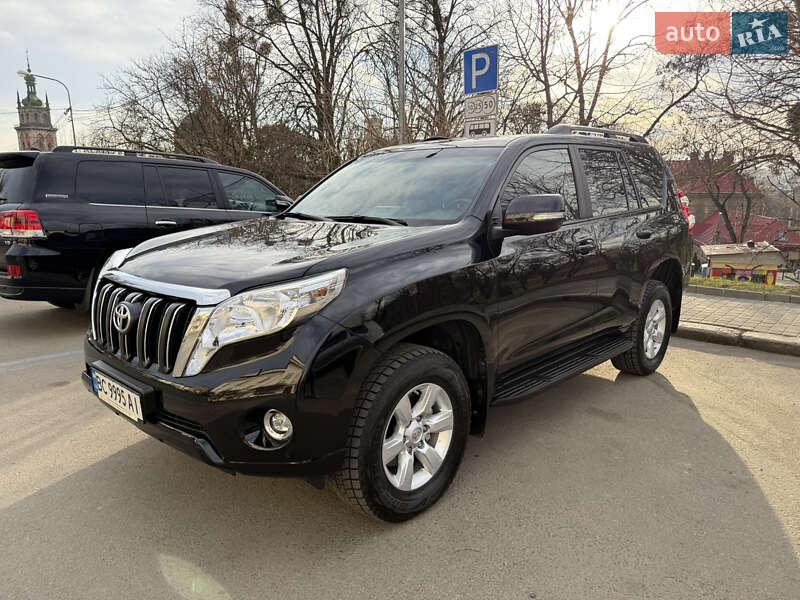 2017 toyota land cruiser prado