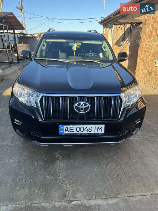 2021 toyota land cruiser prado