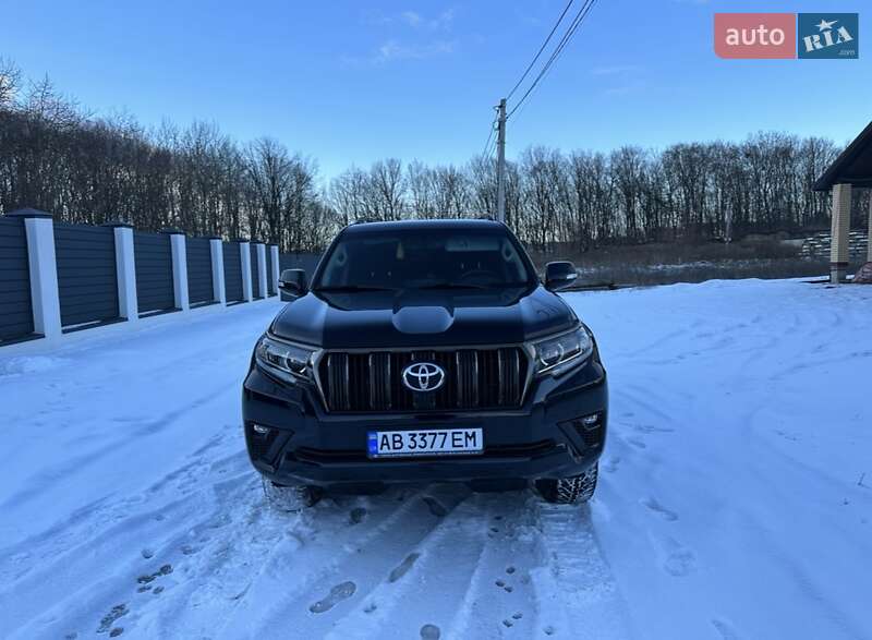 2022 toyota land cruiser prado