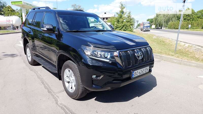 2022 toyota land cruiser prado 150