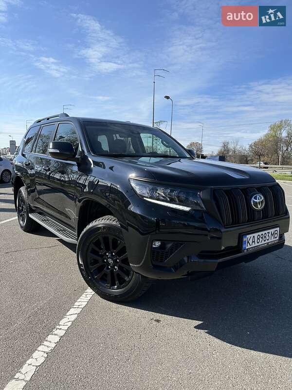 2023 toyota land cruiser prado 150