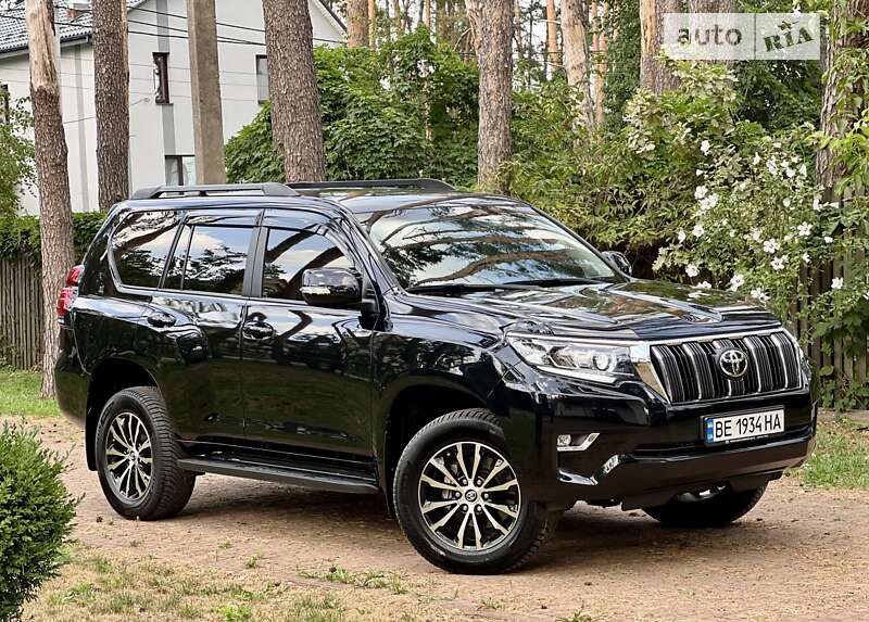 2023 toyota land cruiser prado 150