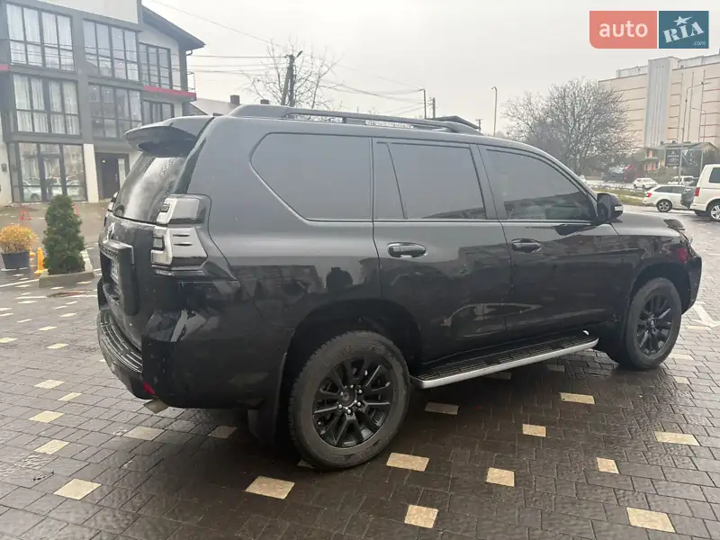 2023 toyota land cruiser prado 150