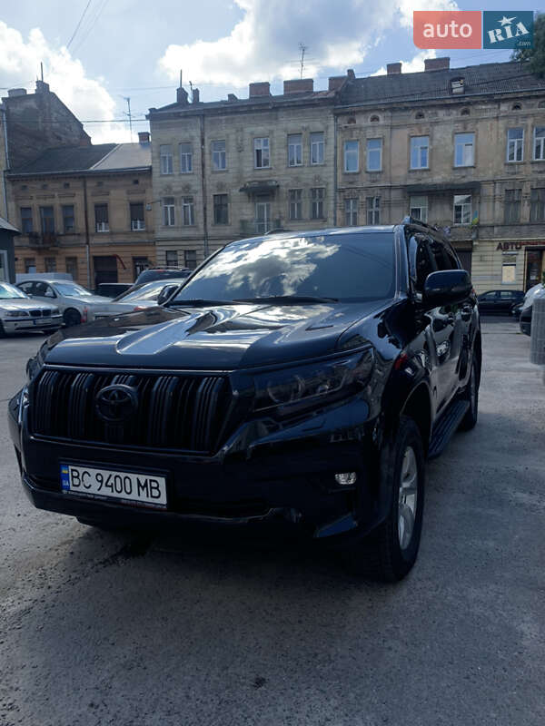 2020 toyota land cruiser prado